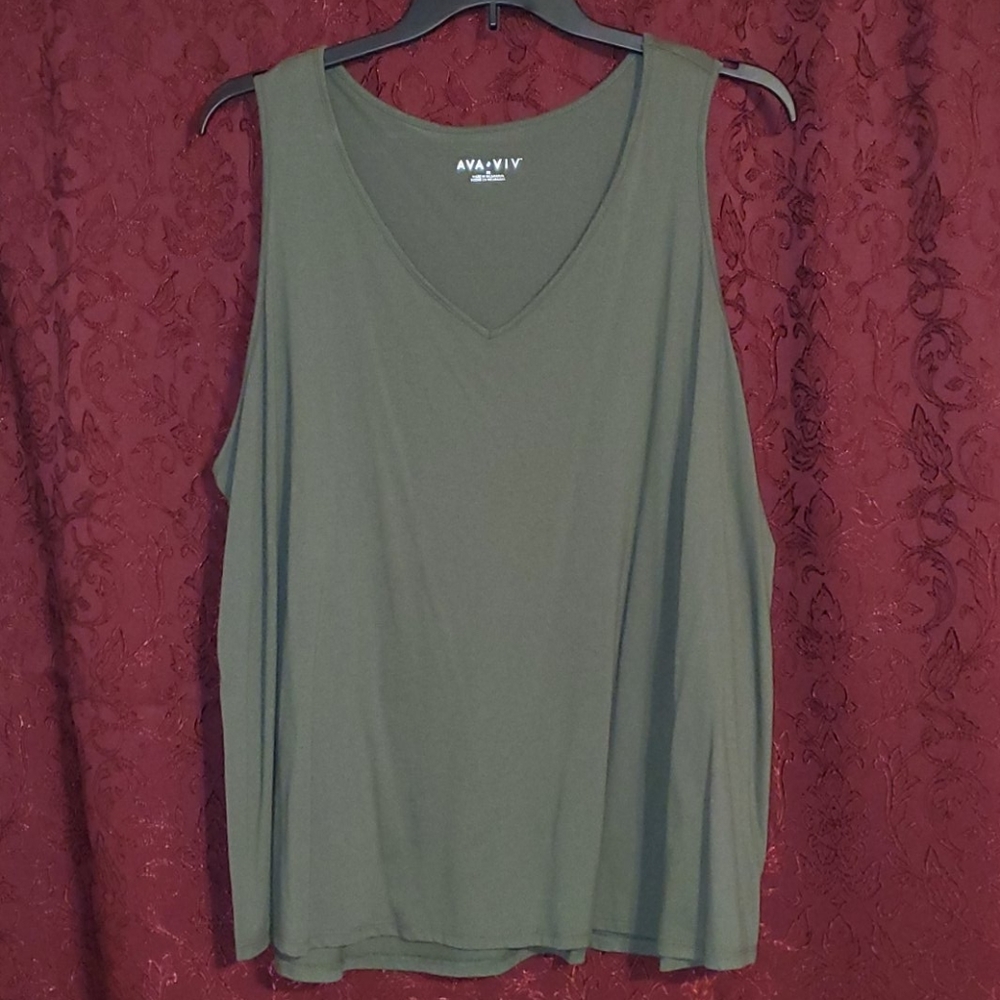 Ava & Viv v-neck tank top